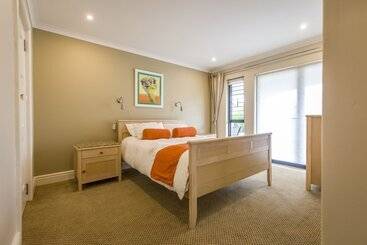 هتل Orange Inn Knysna