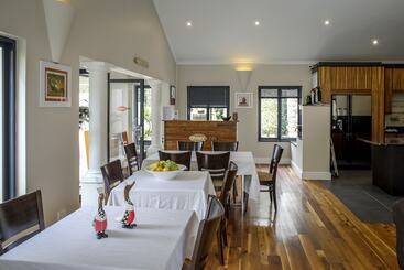 هتل Orange Inn Knysna