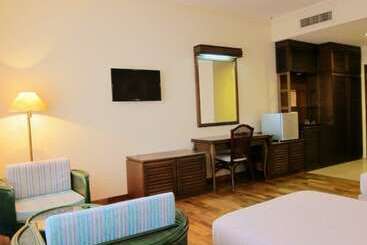 هتل Gemas Golf Resort