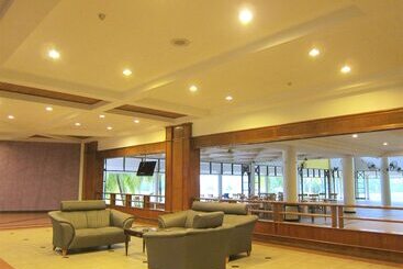 هتل Gemas Golf Resort