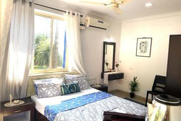 פנסיון Sun Kissed Holidays Dabolim Goa Gold