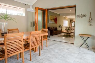 膳宿费 Vinique Guesthouse