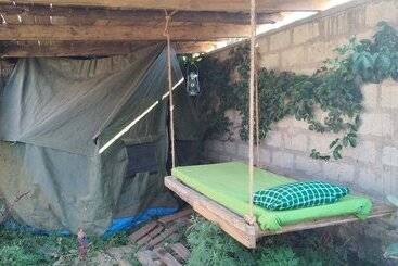 تختخواب و صبحانه View Mountain House   Backpackers