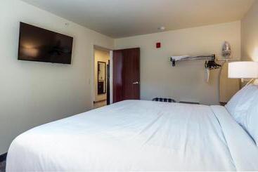 فندق Cobblestone Inn & Suites  Brookville