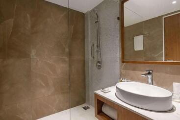 هتل Hawthorn Suites By Wyndham Dwarka