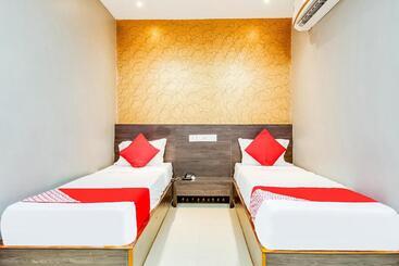 Super Hotel O Cj Inn