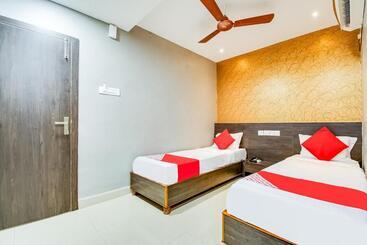 Super Hotel O Cj Inn