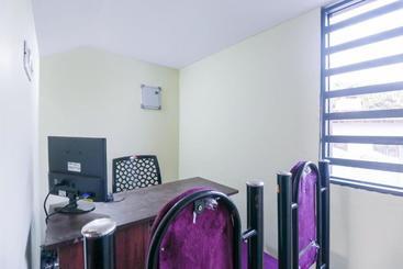 هتل Liberty Apartments