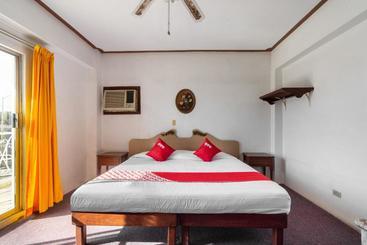 هتل Oyo Suites San Fernando