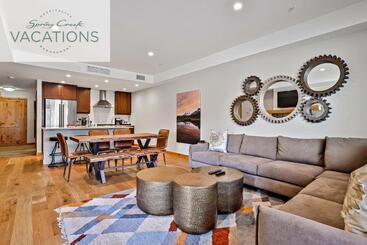هتل White Spruce Lodge By Spring Creek Vacations