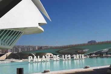 پانسیون Habitación Doble En Valencia Con Aseo Privado Y Amplia Terraza Para Mascota