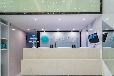 Xana Hotel Guiyang International Convention And Exhibition Center Financial City Store