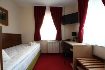 تختخواب و صبحانه Villa Galeb