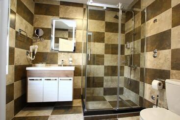 تختخواب و صبحانه Villa Galeb