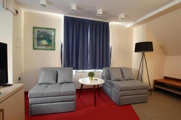 تختخواب و صبحانه Villa Galeb