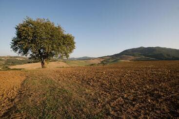 هتل Appartamento Girasole   Agriturismo Le Selvole