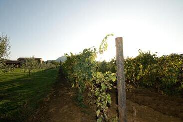 هتل Appartamento Girasole   Agriturismo Le Selvole