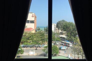 هتل Khách Sạn Trường An