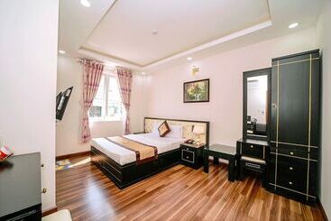 هتل Khách Sạn Vĩnh Hội