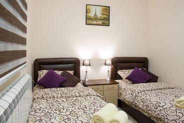پانسیون Guest House Centar Lux
