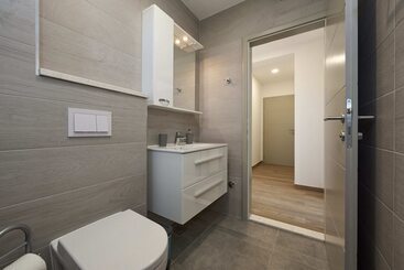 پانسیون Apartments & Rooms žaja