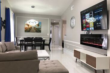 6183 Sandcrest · Walk To Universal! Near Disney, Convention