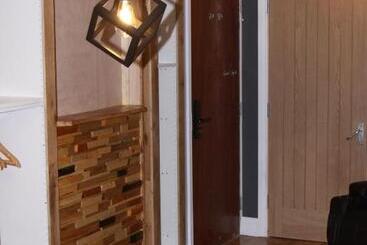 هاستل College Street Abode