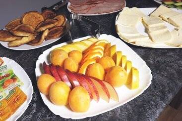 تختخواب و صبحانه Gina Shekvetili