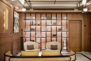 هتل Myr Palacio Vallier