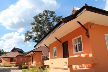 هتل Phurua Sanctuary Resort And Spa