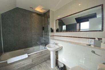 هتل No6 West Coates