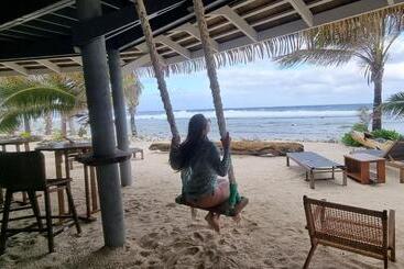 هتل Ocean Escape Resort & Spa