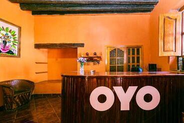 هتل Oyo  Posada Los Angeles