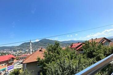 پانسیون Apartman Ejna