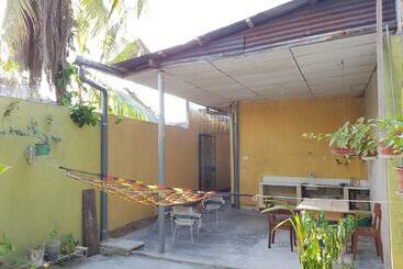 هاستل Urcututo House Iquitos