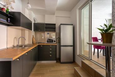 Hostel Denica