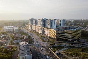 هتل Luco Apartments @ Viva City Megamall