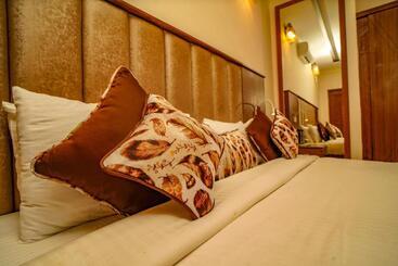 Merak Resort  Bhimtal