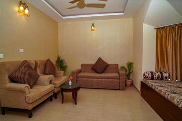 Merak Resort  Bhimtal