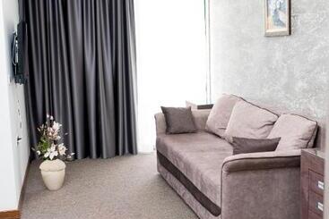 پانسیون Ipn Apartments