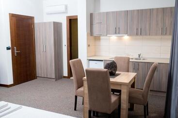 پانسیون Ipn Apartments