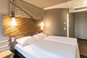 B&B HOTEL Wuppertal-City
