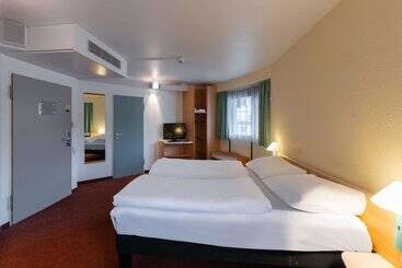 B&B HOTEL Wuppertal-City