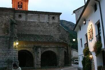 Casa Rural Las Pedrolas