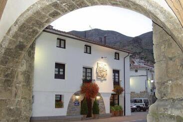 Casa Rural Las Pedrolas