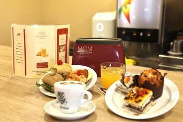 Grand Muthu Golf Plaza Hotel & Spa