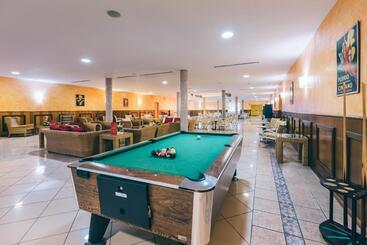 Grand Muthu Golf Plaza Hotel & Spa