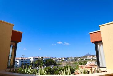 Grand Muthu Golf Plaza Hotel & Spa