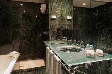 Ac Hotel La Rioja By Marriott