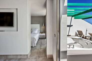هتل Barcelo  Teguise Beach - Adults Only